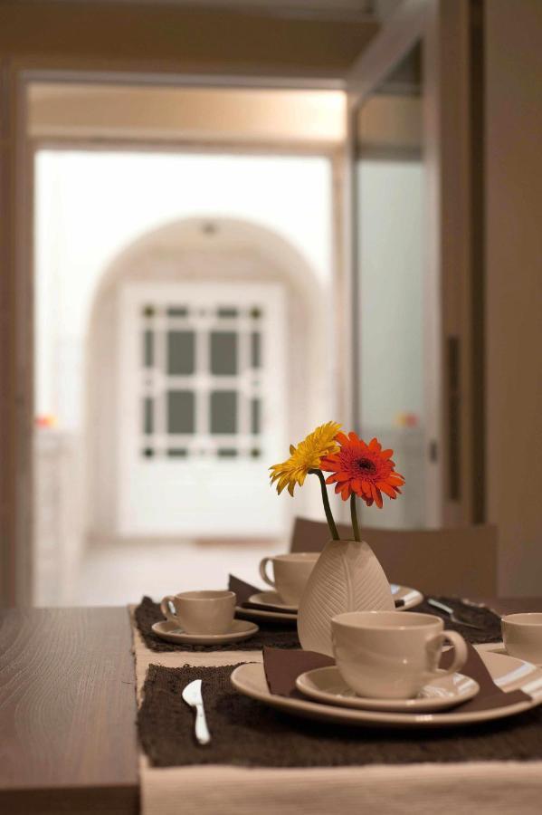 Antica Dimora Luxury Rooms บาร์เลตตา ภายนอก รูปภาพ