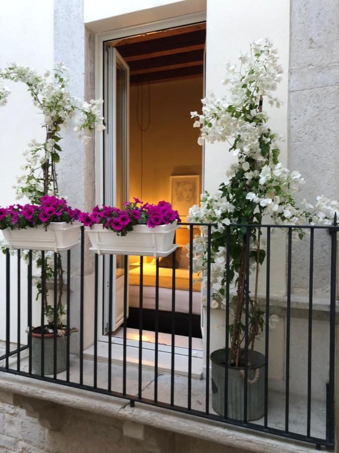 Antica Dimora Luxury Rooms บาร์เลตตา ภายนอก รูปภาพ